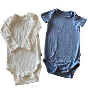 Kyte BABY Cloud long sleeve and Blue short sleeve Bodysuits 6-12 months